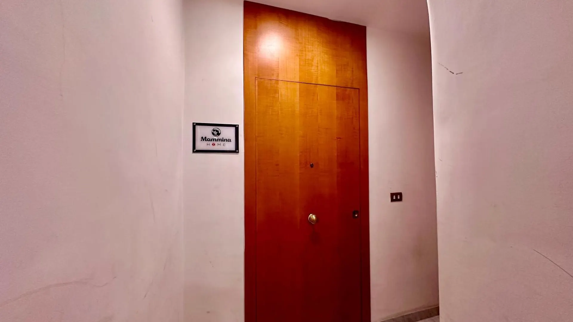 Mammina Home Chiatamone Napoli Appartamento