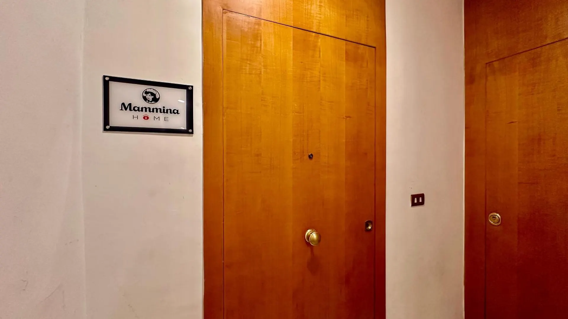 Mammina Home Chiatamone Neapol 0*,  Itálie